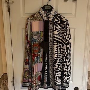 Men’s VERSACE 100% silk shirt - size 38